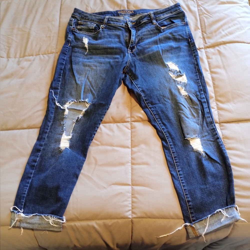 Old Navy Sweetheart Ripped Kids Blue Jean